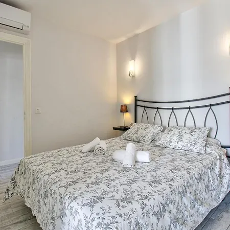 In Front Of The Sea - Brisas Rentallorca Apartment